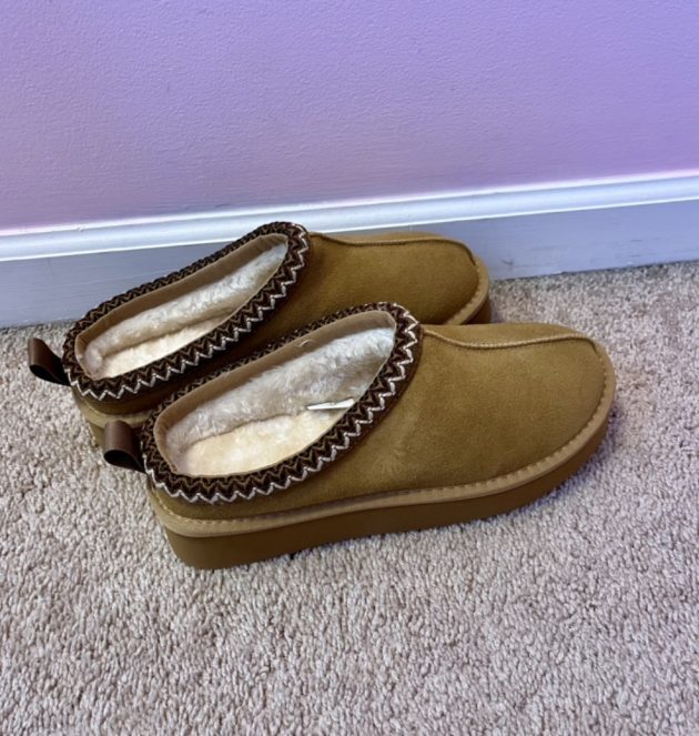 DREAM PAIRS Women's Slippers